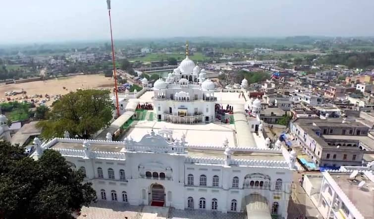 History Of Takhat Sri Kesgarh Sahib History Of Takhat Sri Kesgarh Sahib: ਤਖ਼ਤ ਸ੍ਰੀ ਕੇਸਗੜ੍ਹ ਸਾਹਿਬ - ਜਿੱਥੇ ਗੁਰੂ ਗੋਬਿੰਦ ਸਿੰਘ ਜੀ ਦੇ 12 ਸ਼ਸਤਰ ਸੁਸ਼ੋਭਿਤ 