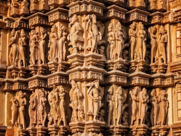 इस पैकेज के इकोनॉमी क्लास में सफर करने पर आपको 19,010 रुपये, Standard क्लास में सफर करने के लिए 30,800 रुपये और Comfort क्लास में सफर करने के लिए 40,550 रुपये प्रति व्यक्ति के हिसाब से शुल्क देना होगा .