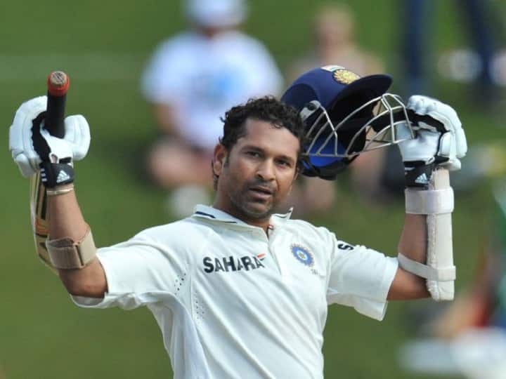 सचिन तेंदुलकर भी भारत-इंग्लैंड टेस्ट मैचों में 7 बार शतक जमा चुके हैं. मास्टर ब्लास्टर ने इंग्लैंड के खिलाफ 32 मैच खेले हैं.