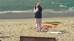 PM Near Ram Setu:ধনুষ্কোডির কাছে 'আরিচল মুনাই'য়ে পুজো, প্রাণায়ামও করলেন প্রধানমন্ত্রী