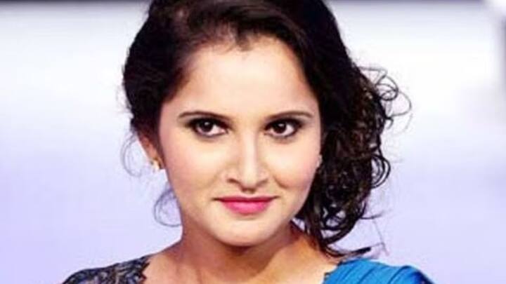 ইনস্টাগ্রাম বায়ো থেকে শোয়েব যখন ‘হাজব্যান্ড টু আ সুপার উওম্যান’ লেখাটি সরিয়ে দেন, জল্পনা জোর পায় আরও। একাধিক বার আয়েশা এবং শোয়েবকে একসঙ্গে দেখাও গিয়েছে বলে খবর সামনে আসে। দু’জনে সাহসী ফোটোশ্যুটেও অংশ নেন। -ফাইল চিত্র।