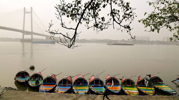 মঙ্গলবার থেকে ফের বৃষ্টির সম্ভাবনা দক্ষিণবঙ্গের বেশ কয়েকটি জেলাতে।