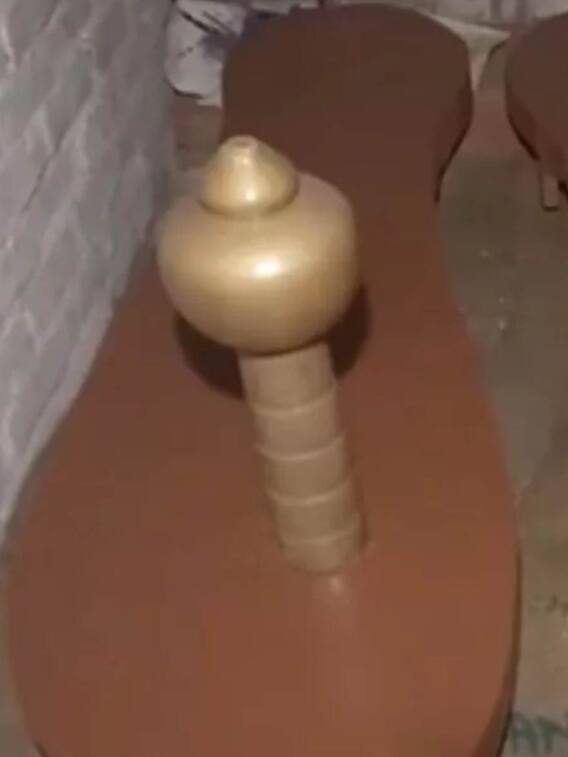 भगवान राम के लिए बनी 6 फीट की खड़ाऊ