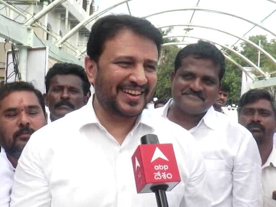 పీసీసీ చీఫ్ గా షర్మిల రాకతో ఏపీ కాంగ్రెస్ కు పునర్వైభవం వస్తుందంటున్న సినీ నటుడు, పాస్టర్ రాజా