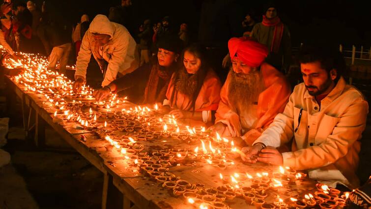 Ram Temple Occasion: Maharashtra’s Chandrapur Diya Occasion Units Guinness World Report, Lights 33,258 Oil Lamps