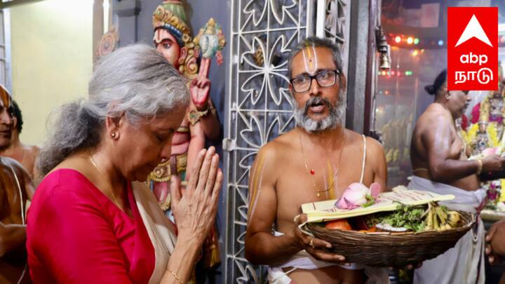 Union Finance Minister Nirmala Sitharaman on Sunday participated in a cleanliness drive under the Swachh Teerth Campaign at Eri Katha Ramar Temple in Madhuranthakam, Tamil Nadu. (Photo: ABP Nadu)