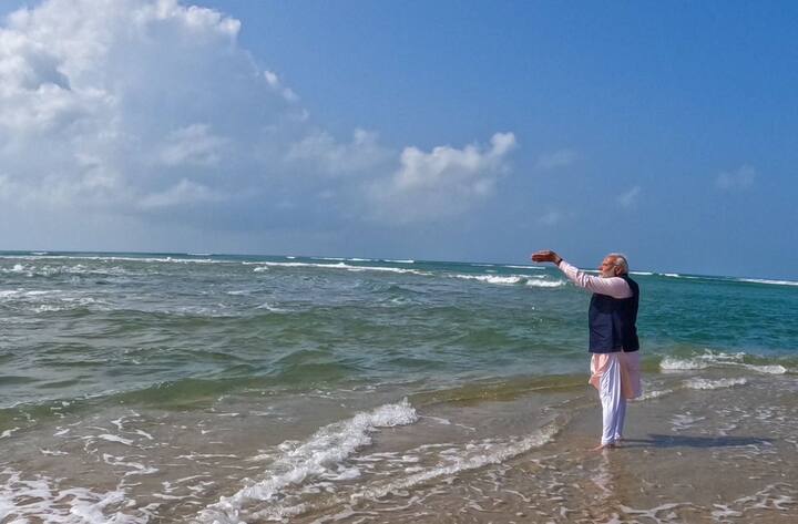 Prime Minister Narendra Modi on Sunday paid a visit to Arichalmunai in Dhanushkodi, Tamil Nadu. as part of his Ramayana-related travels to the state, he offered flower tributes at the beach. He also offered prayers at the Kothandaramaswamy Temple ahead of Ram Lalla's 'Pran Pratishtha' ritual in Ayodhya tomorrow. (Source: X/@narendramodi)