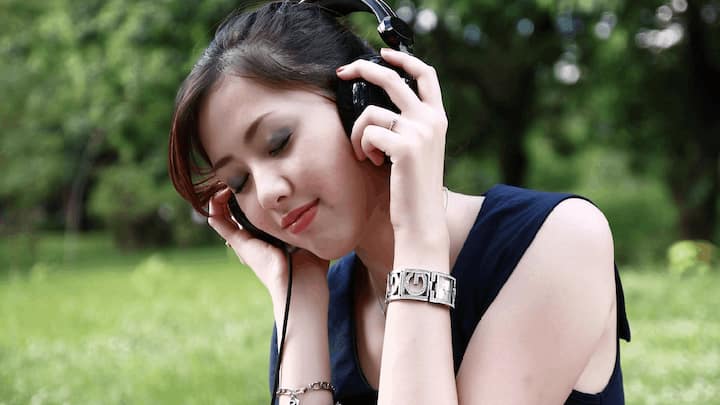 Benefits Of Listening Music : तुम्ही म्युझिक ऐकण्याचे हे आश्चर्यकारक फायदे ऐकलेत का? जाणून घ्या काय आहेत फायदे