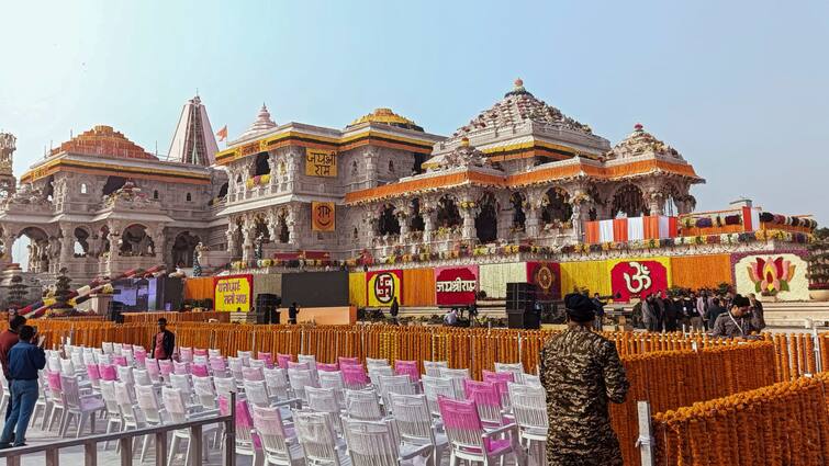 Ram Mandir Inauguration: महज इतने सेकंड का है रामलला की प्राण प्रतिष्ठा का शुभ मुहूर्त, सामने आया बड़ा अपडेट Ram Mandir Inauguration Ramlala Pran Pratishtha Shubh Muhurat For 84 Seconds Ram Mandir Inauguration: महज इतने सेकंड का है रामलला की प्राण प्रतिष्ठा का शुभ मुहूर्त, सामने आया बड़ा अपडेट