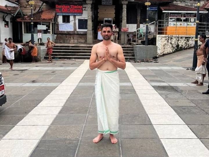 Keshav Maharaj wishing everyone Pran Pratishtha of Lord Rama in Ram Temple Ayodhya sports news Watch: 'नमस्ते, आप सबको राम मंदिर प्राण प्रतिष्ठा की शुभकामनाएं...; केशव महाराज का स्पेशल मैसेज हुआ वायरल