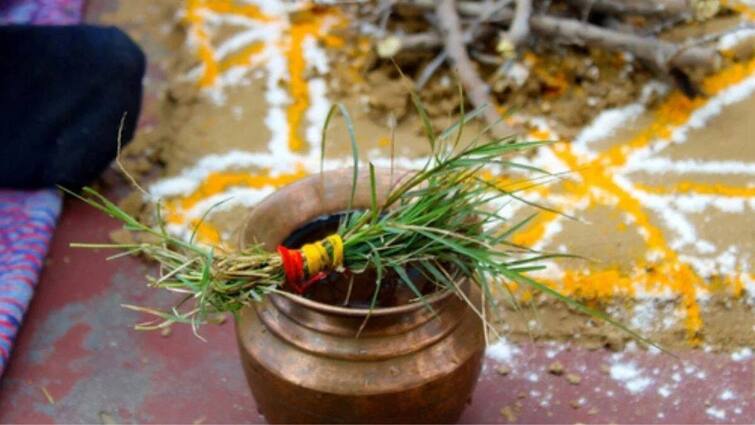 A Pakistani Muslims unique devotion to Rama, sent holy water to Ayodhya across the border Ram Mandir: એક પાકિસ્તાની મુસ્લિમની અનોખી રામભક્તિ, સીમા પારથી અયોધ્યા મોકલ્યું પવિત્ર જળ