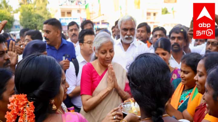 The temple has inscriptions from the Chola era that call Rama with the name 