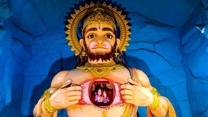 Lord Hanuman :  भगवान श्रीरामांना हनुमान हे अत्यंत प्रिय होते. हनुमान यांच्या अनेक गुणांमुळे प्रिय होते. या गुणांमध्ये आपल्या जीवनातही मोठे बदल घडवून आणण्याची ताकद असते जाणून घेऊयात काय आहेत हे गुण