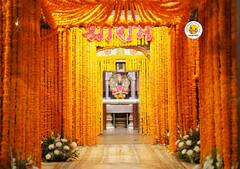 Pandharpur:  प्रभू श्रीरामाच्या स्वागतासाठी पंढरपूर सजले,  विठ्ठल मंदिराला आकर्षक फुलांची सजावट