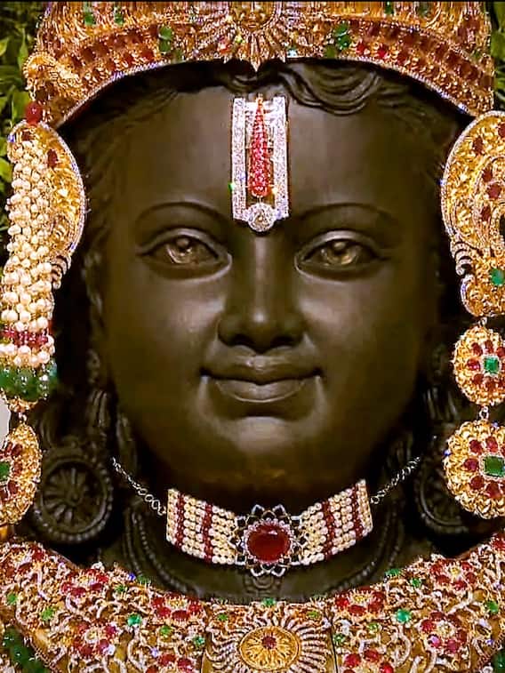 क्यों है राम लला की मूर्ती का काला रंग, जानें वजह