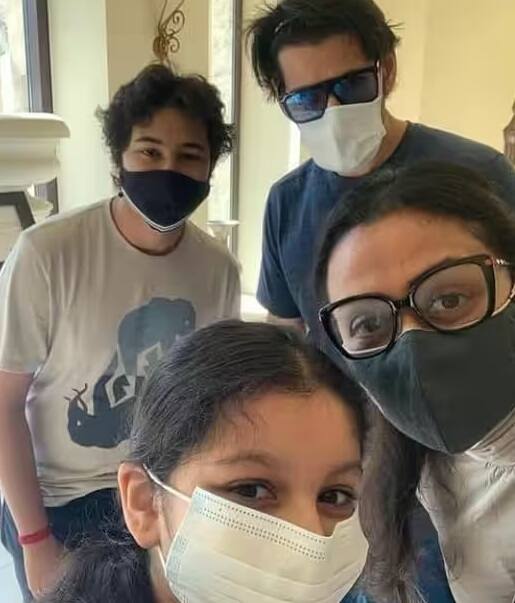 નમ્રતા અને મહેશે ન્યૂઝીલેન્ડમાં ફિલ્મ વામ્સી માટે 52 દિવસ સુધી શૂટિંગ કર્યું હતું. આ તે સમય હતો જ્યારે તેમને એકબીજાને સારી રીતે જાણવાનો મોકો મળ્યો અને અંતે તેઓએ ડેટિંગ કરવાનું શરૂ કર્યું, ત્યારબાદ બંનેએ લગ્ન કરી લીધા.