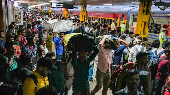 Railway Cancellation Charges: भारत दुनिया के उन देशों में शामिल है, जिनके पास सबसे लंबा रेल नेटवर्क है. देश के हर हिस्से को इस नेटवर्क से जोड़ा गया है.