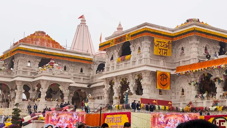 Yogi adityanath minister Jaiveer Singh Reaction on Scam in Ram temple construction Ram Mandir निर्माण में घोटाले के आरोपों वाले सवाल पर योगी सरकार के मंत्री का जवाब, कहा- 'सरकार का एक भी पैसा नहीं लगा'