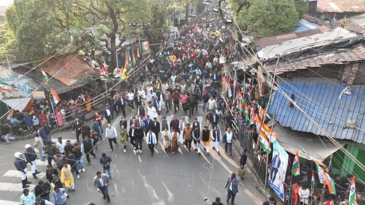 তৃণমূল সূত্রে খবর, এরইমাঝে একটি গির্জা ও একটি মসজিদেও যাবেন মুখ্যমন্ত্রী।