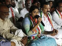 రాహుల్ గాంధీకి ప్రధాని మోడీ క్షమాపణ చెప్పాలి - విశాఖ దీక్షలో షర్మిల