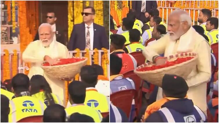 Ayodhya Ram Mandir Inauguration PM Narendra Modi Meets Workers Shramiks Ram lalla Pran Pratishtha Ceremony PM Modi Showers Flower Petals On 'Shramiks' Of Ayodhya Ram Mandir — WATCH