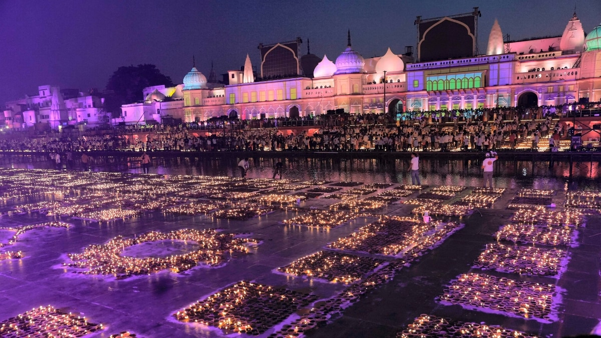 Deepotsav is celebrated in Ayodhya to mark the return of Lord Ram to his kingdom | Photo: Getty