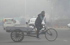 Delhi Weather: दिल्ली में सोमावर की सुबह कपकपाती ठंड से लोगों का हुआ सामान, IMD ने बताया आज कैसा रहेगा मौसम?