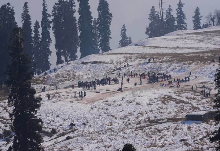 পশ্চিমী ঝঞ্ঝা না আসার জন্য একাধিক প্রভাব পড়তে পারে গোটা এলাকায়। প্রথমত, মিষ্টি জলের অভাব ঘটবে এই বিস্তীর্ণ হিমালয় এলাকায়। যার ফলে কৃষিকাজে ব্যাপক প্রভাব পড়বে বলে জানানো হয়েছে লাদাখের আবহাওয়া দফতরের তরফে।