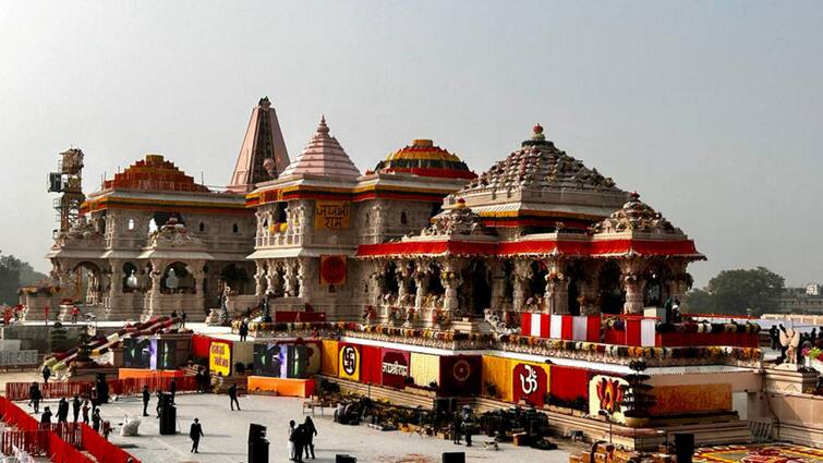 Ram Mandir: अयोध्या में हर साल कितने पर्यटकों के आने की उम्मीद? इन चीजों को मिलेगा बूम Ram Mandir Pran Pratishtha Inauguration How many tourists expected to come to Ayodhya every year business get boom Ram Mandir: अयोध्या में हर साल कितने पर्यटकों के आने की उम्मीद? इन चीजों को मिलेगा बूम