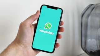 WhatsApp New Feature: বন্ধু পাশে থাকলেই হোয়াটসঅ্যাপ থেকে সরাসরি পাঠাতে পারবেন ছবি-ভিডিও-অডিও, আসছে ব্লুটুথ শেয়ারিংয়ের মতো ফিচার