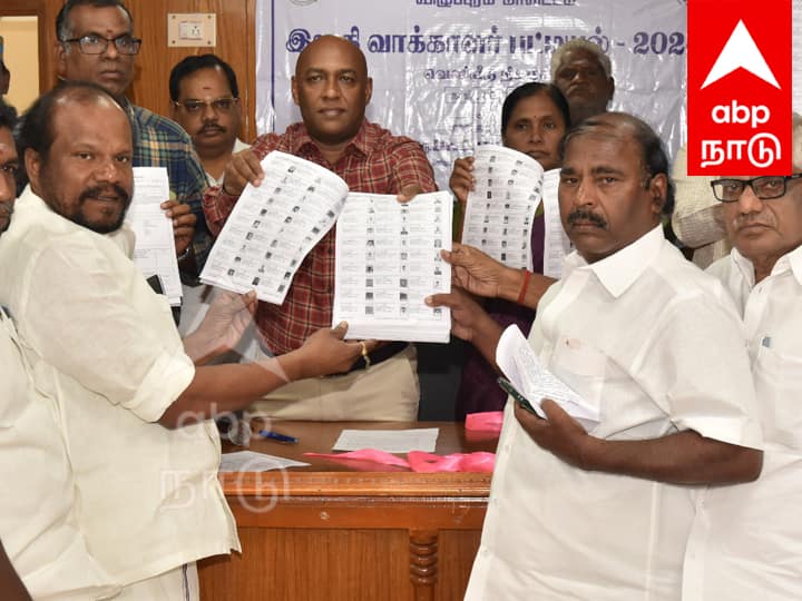 Final voter list of Villupuram district Addition of 32 thousand 179 new voters - TNN விழுப்புரம் மாவட்டத்தில் இறுதி வாக்காளர் பட்டியல் வெளியீடு -   32 ஆயிரத்து 179 புதிய வாக்காளர்கள் இணைப்பு