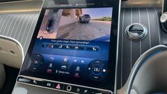 कार के केबिन में मिलने वाले इन फीचर्स का यूज जानकर हो जायेंगे हैरान, इशारों में ही हो जाता है काम!