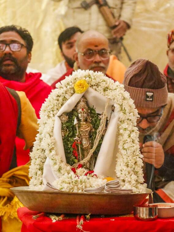 राम मंदिर में रामलला की प्राण प्रतिष्ठा, सामने आईं खास तस्वीरें