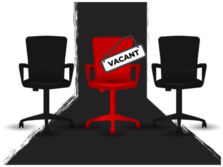 ऐसे में वे कैंडिडेट्स जो किसी वजह से अब तक इन पदों के लिए अप्लाई न कर पाए हों, वे तुरंत फॉर्म भर दें. एएआई की इन वैकेंसी के लिए आवेदन करने की अंतिम तारीख 26 जनवरी 2024 है.