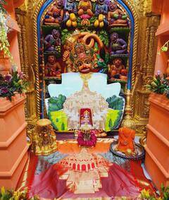 Ram Mandir: સારંગપુર મંદિરમાં અયોધ્યાની ઝાંખી, હનુમાનજીને વિશેષ શણગારમાં રામ મંદિરની પ્રતિકૃતિથી શણગારાયા, તસવીરો.....