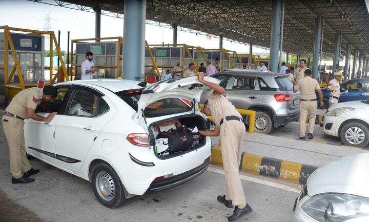 सड़क परिवहन एवं राजमार्ग मंत्रालय की तरफ से साफ किया गया है कि एक प्लाजा पार करने के 60 किमी तक दूसरा टोल नहीं बनाया जा सकता है.