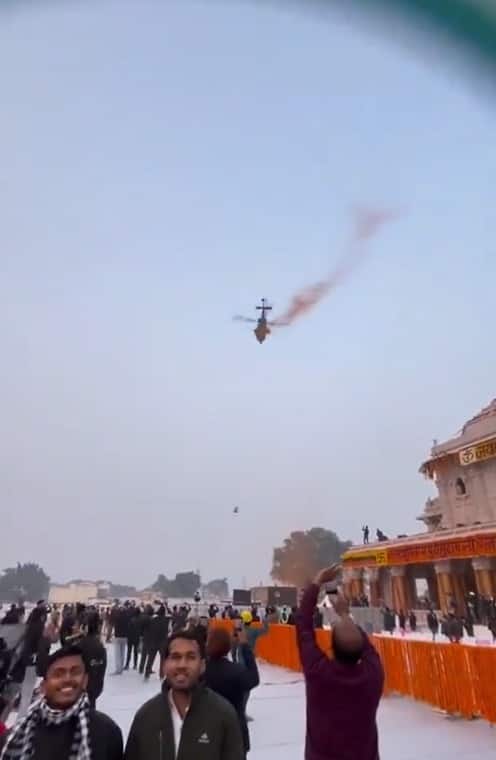 आजचा दिवस देशवासियांसाठी खास आहे. अयोध्येत आज पंतप्रधान मोदी यांच्या हस्ते प्रभू रामांच्या मूर्तीची प्राणप्रतिष्ठापना करण्यात येणार आहे.(Photo credit: AMP MAJHA)