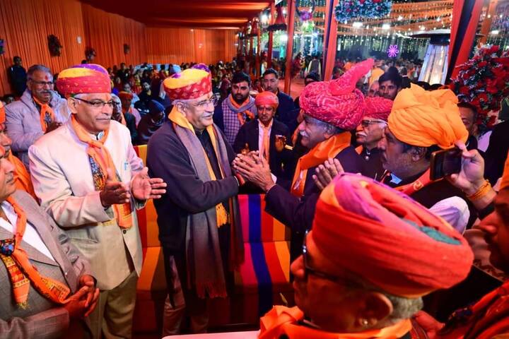 केंद्रीय मंत्री शेखावत ने कहा कि भारत की भूमि से निकला हुआ राम का चरित्र दुनिया भर में फैला है. 200 से ज्यादा भाषाओं में राम के चरित्र की लीला,गाथा और कथा लिखी गई है.