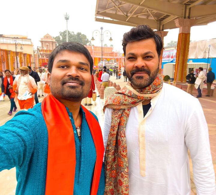 भारतीय  क्रिकेट टीम के पूर्व पेसर आरपी सिंह भी प्राण प्रतिष्ठा कार्यक्रम में दिखाई दिए. बाएं हाथ के पेसर इस दौरान व्हाइट कुर्ते में दिखाई दिए.