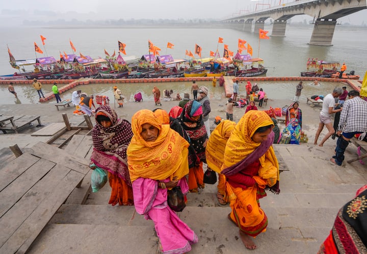 ब्रोकरेज फर्म जेफफरीज की रिपोर्ट के मुताबिक हर साल अयोध्या में 5 करोड़ से ज्यादा लोग आ सकते हैं, जो पर्यटन के लिहाज से काफी शानदार है.