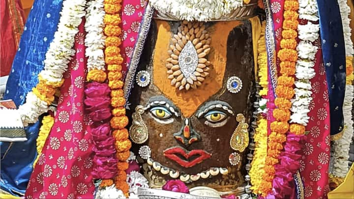 Ram Mandir Pran Pratishtha:  अयोध्या में रामलला की प्राण प्रतिष्ठा को लेकर उज्जैन महाकाल मंदिर भी राममय नजर आ रहा है. यहां भगवान श्रीराम की भव्य आरती की जाएगी और दीपोत्सव मनाया जाएगा.