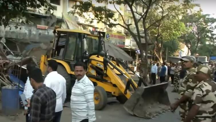 Mira Road Clash Bulldozer action against rioters in Naya Nagar Mumbai Mira Road Clash: मुंबई में उपद्रवियों के अवैध निर्माण पर चला बुलडोजर,  मीरा रोड में हुआ था बवाल