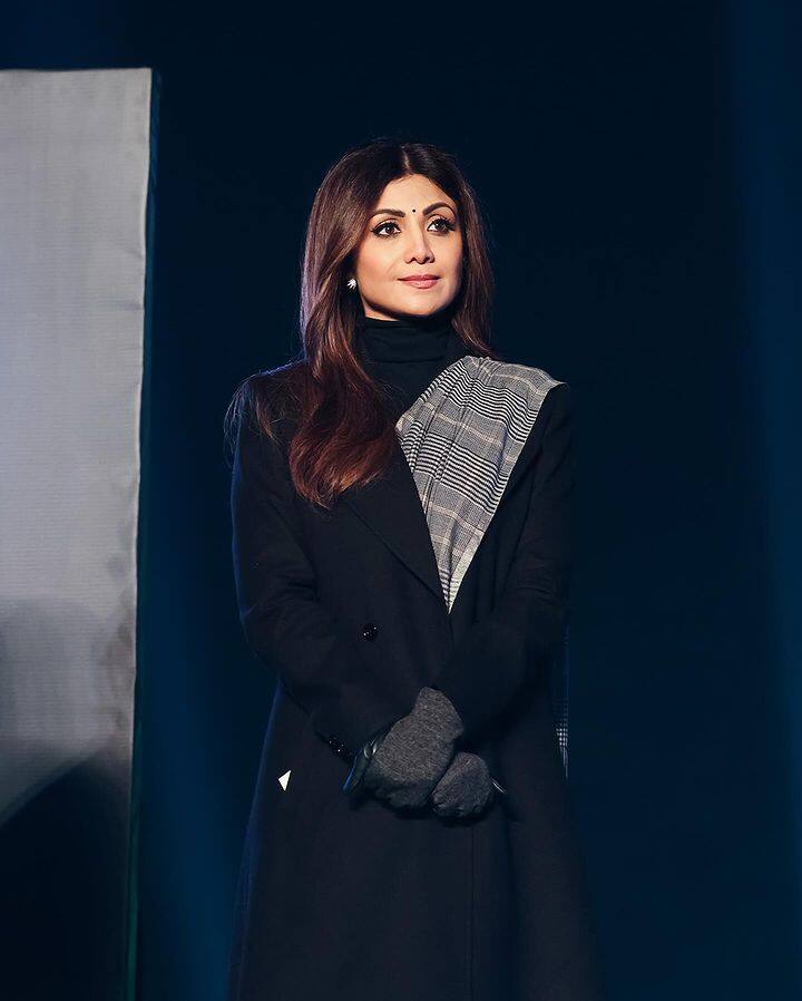 ‘बाजीगर’ हा शिल्पाचा पहिला चित्रपट असला, तरी तिला खरी प्रसिद्धी मिळवून दिली ती ‘धडकन’ याने चित्रपटाने.. (PC:theshilpashetty/insta)