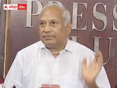 చిరంజీవి వెంట పడుతున్న చింతా మోహన్ - షర్మిల నాయకత్వం ఇష్టం లేకనేనా ?