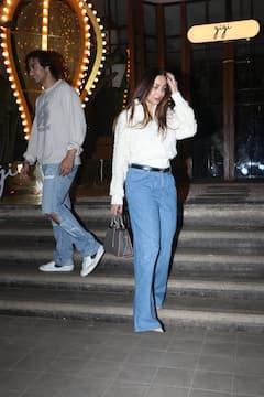 Malaika arora: સિમ્પલ લૂકમાં મુંબઈના બ્રાંદ્રામાં જોવા મળી મલાઈકા અરોરા, જુઓ તસવીરો