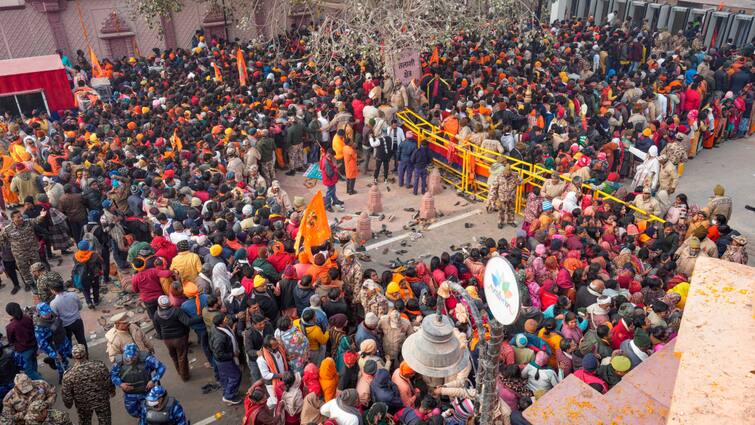 Ayodhya Ram Mandir Gate opened from Today know Darshan Timings and rules after Ramlala Pran Pratishtha ANN Ram Mandir Inauguration: राम मंदिर के द्वार खुलते हुए उमड़ी भक्तों की भीड़, जानें- कैसे हो रहे हैं रामलला के दर्शन