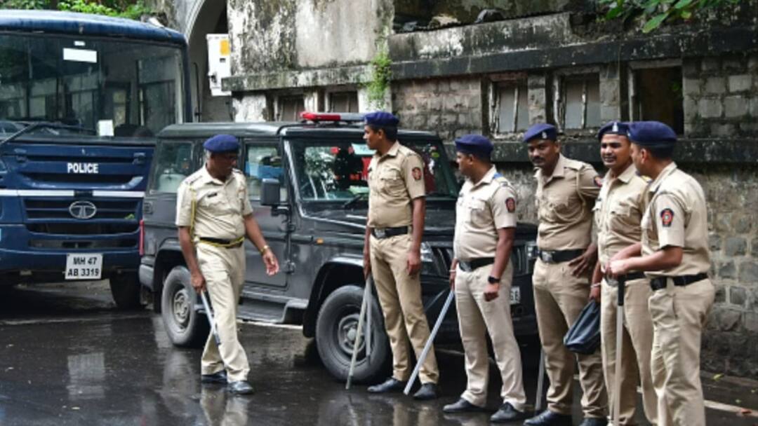 Ram Temple Inauguration Consecration Ceremony Stone Pelting Procession Thane Mira Road Clash Ram Temple Event: Stone Pelting On Procession In Thane Hours After Mira Road Clash