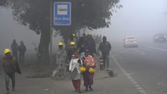 दिल्ली में कोहरे ने बनाया घर! पिछले 13 सालों में पहली बार हुआ ऐसा, जानें- 24 जनवरी को कैसा रहेगा मौसम?
