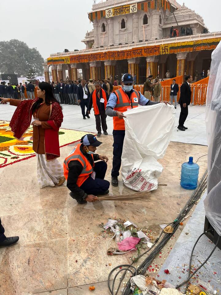 ज्यामध्ये राष्ट्रपती भवन माननीय पंतप्रधानांचे कार्यालय व निवास, नवे व जुने संसद भवन, सुप्रीम कोर्ट ई शासकीय व निमशासकीय अत्यंत महत्त्वाची कार्यालये तसेच देशातील २४ महत्त्वाची विमानतळे, २० प्रमुख मंदिरे व शेकडो खाजगी कंपन्या व आस्थापनांना बीव्हीजी इंडिया लिमिटेड ही कंपनी सेवा देते. बीव्हीजी उद्योग समुह विविध क्षेत्रात कार्यरत असून सध्या ८०,००० पेक्षा जास्त कर्मचारी या समूहात आहेत. (Photo Credit :ABP Majha)