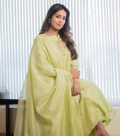 Nivetha Pethuraj : பேட்மிண்டனில் வெற்றி பெற்றதை கொண்டாடும் ஆல் ரவுன்டர் நடிகை நிவேதா பெத்துராஜ்!